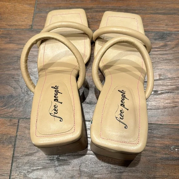 NEW! Free People Double Strap Parker Heel In Dune - Size 39 EU - Picture 10 of 16